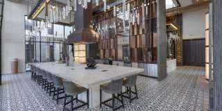 Hazel Southpark Gallery 26