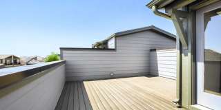 Spacious 3-Bedroom Home with Modern Finishes in North Broomfield Gallery 17
