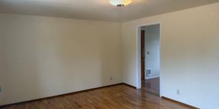2-bedroom 1 bathroom house in Springfield! 2-bedroom 1 bathroom house in Springfield! Gallery 7