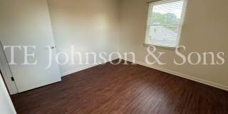 Modern 2 Bedroom Apartment with Water Included on Forsyth St Gallery 24