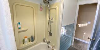 119 14th Avenue Gallery 18