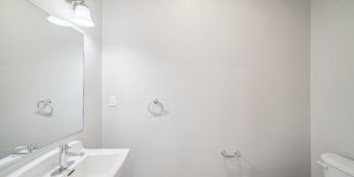 1223 Hayworth Avenue Gallery 1