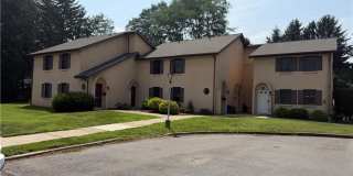 2402 Woodstock Dr Gallery 2