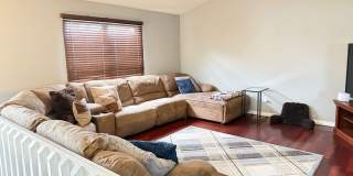 Beautiful 4 BR on Bloomington's east side Gallery 3