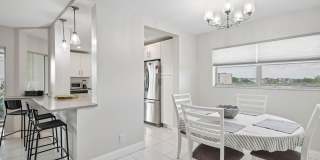 3661 Via Poinciana Gallery 8
