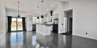 1495 Oxbow Gallery 23