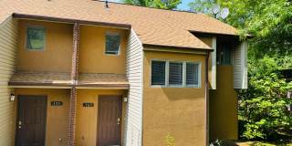 3 Bedroom 2.5 Bath Townhouse Gallery 1