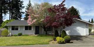 3Bd/1.5Ba Kirkland House Gallery 1