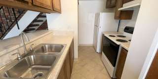 Centrally Located McKeon Condo Gallery 8