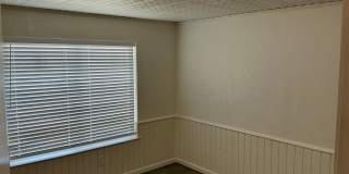 4/2 GREATYARD Move in Ready! Gallery 8