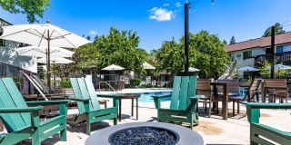 Ellinwood Gallery 29