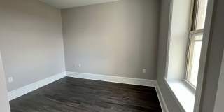 306 W Franklin Gallery 74