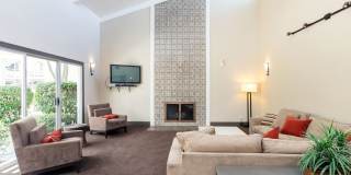 Evelyn Gardens Gallery 22