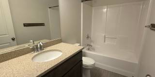 Beautiful Home in Bend's Desirable Farmington Reserve Gallery 26