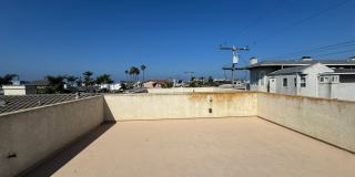 COASTAL Living | Blocks from the beach Gallery 25