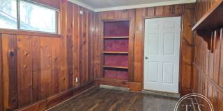Charming 3-bedrooms/1-bath home in LaRoche Park Gallery 18