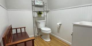 44 S STATE Street Gallery 25