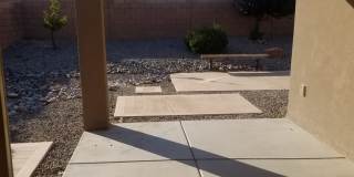 4 bed 2 bath home in Huning Ranch. Gallery 33