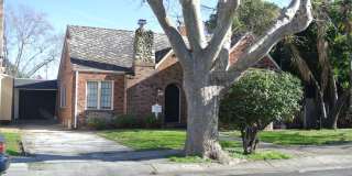 **COMING SOON!!** Spacious 2 Bedroom, 1 Bathroom Home near Convenient Old Town Pittsburg Gallery 3