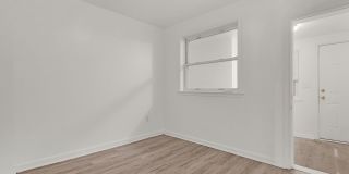 2 Bedroom End Unit Accepting Voucher and Market Tenants Gallery 7