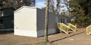 905 McFadden Street Gallery 1