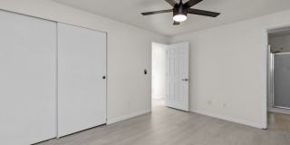 Cozy 4 bed house in Bothell Gallery 16