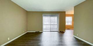 Spacious 2 Bedroom with Private Balcony! Gallery 9