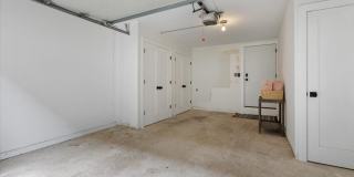 1640 N Bissell Street Gallery 23
