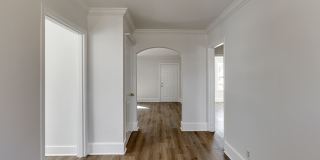 Newly Renovated 3BR/1BTH with Loft for Rent! Gallery 12