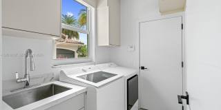 4621 NW 93rd Doral Ct Gallery 48