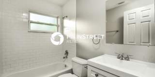 19118 Holly Road Gallery 13