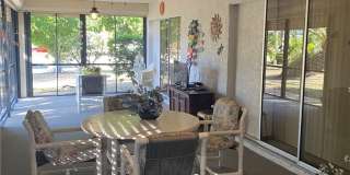 904 SE 18th Street Gallery 18