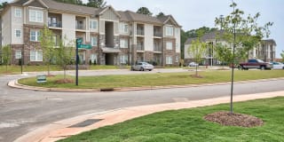 Pines at Glen Laurel Luxury Apartments Gallery 13