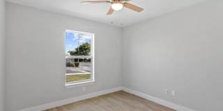 2213 Division Avenue Gallery 19