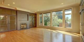 Stunning Mediterranean Oasis Minutes from Downtown Bellevue w/Lake Views! Gallery 7