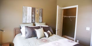 Pacific West Gallery 8