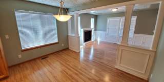 Pet Friendly 3 Bed / 2.5 Bath Home Near I-5 Gallery 4