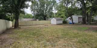 1121 Luther East Gallery 25