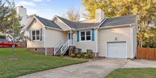 3 Bedroom Home with Fenced Yard Close to Downtown Wake Forest Gallery 1