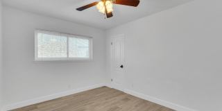 Come to check this beautiful house 4 bedrooms, possible 5th bed and 3 baths. Gallery 52