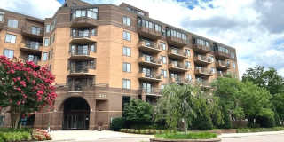 2111 WISCONSIN AVE NW #420 2111 WISCONSIN AVE NW #420 Gallery 1