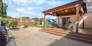 7039 Sylvia Avenue Gallery 34