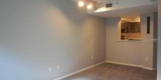 2411 W HORATIO STREET Gallery 5