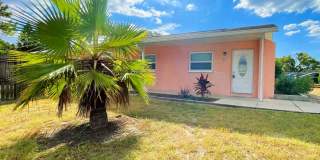 2BED/1BATH Duplex COMING SOON! Gallery 1