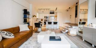 21 East Chestnut Gallery 4