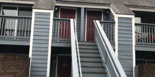 Colonial Circle Gallery 1