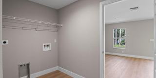 4611 SUNSET Boulevard Gallery 15