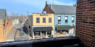 28 MAIN Street Gallery 47