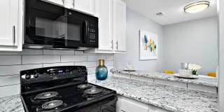 Glen at Bogey Hills Gallery 24