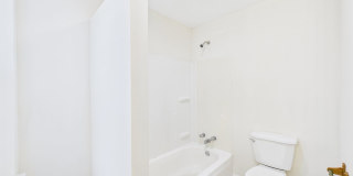 HUGE 3 BED 2 bath NEAR TEMPLE UNIVERSITY Available Now Gallery 13